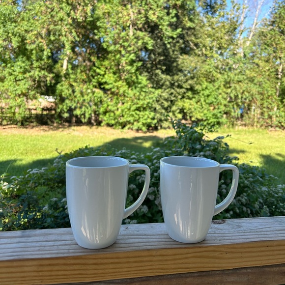Mugs - Picture 1 of 9